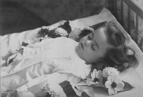 Делать подарок умершему во сне 34