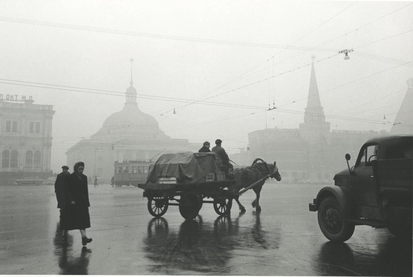 Виктор ахломов фотографии