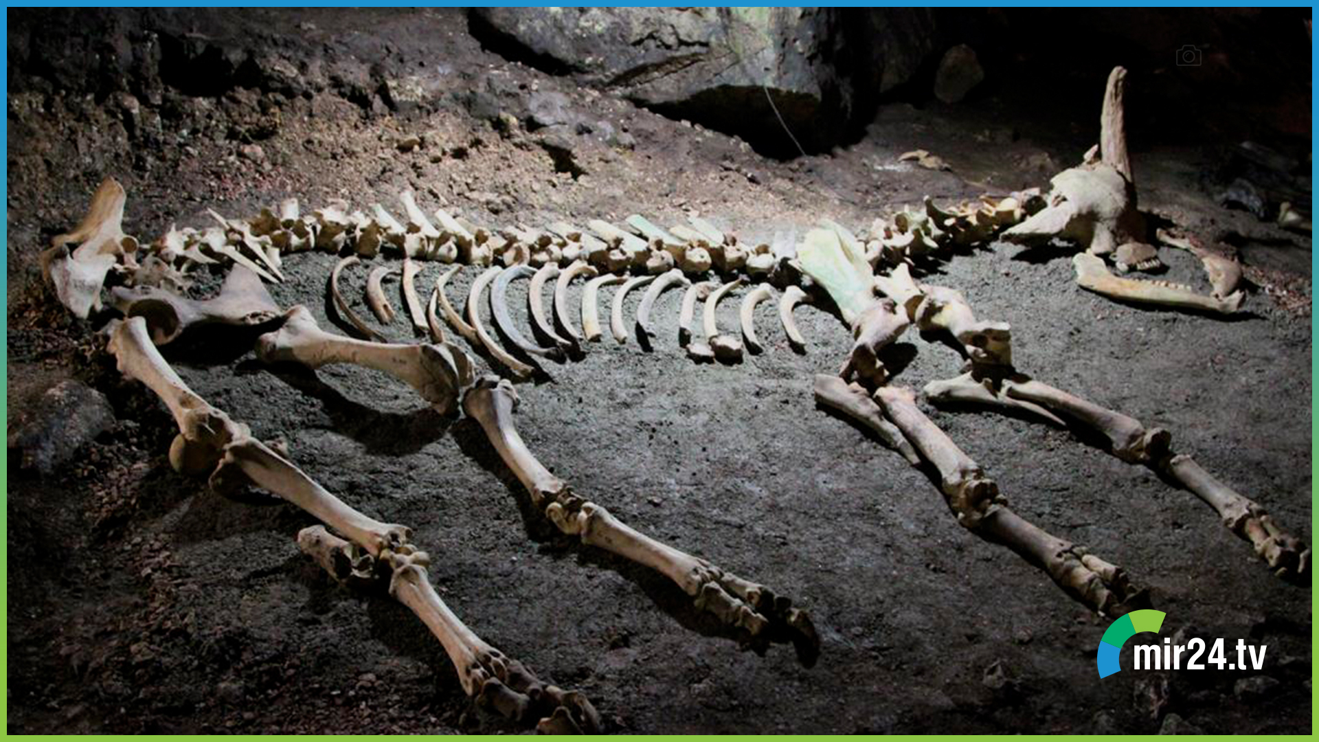 Мамонтова пещера скелет