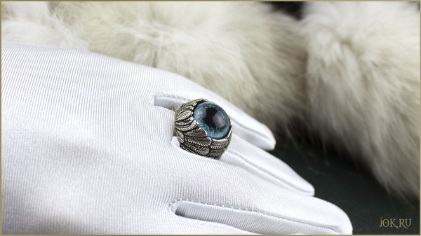 Ювелирное женское кольцо голубой глаз песца купить оригинальное украшение из серебра в магазине Joker-studio