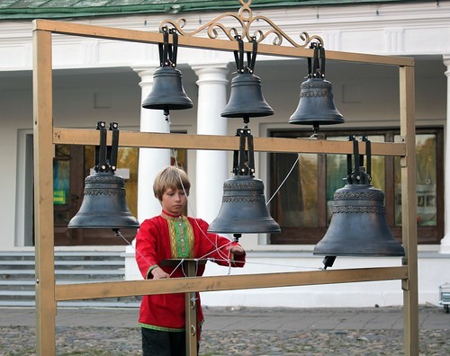 Колокола Суздаль