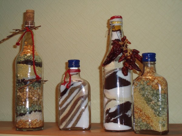Декоративные бутылки для кухни: как сделать и что использовать